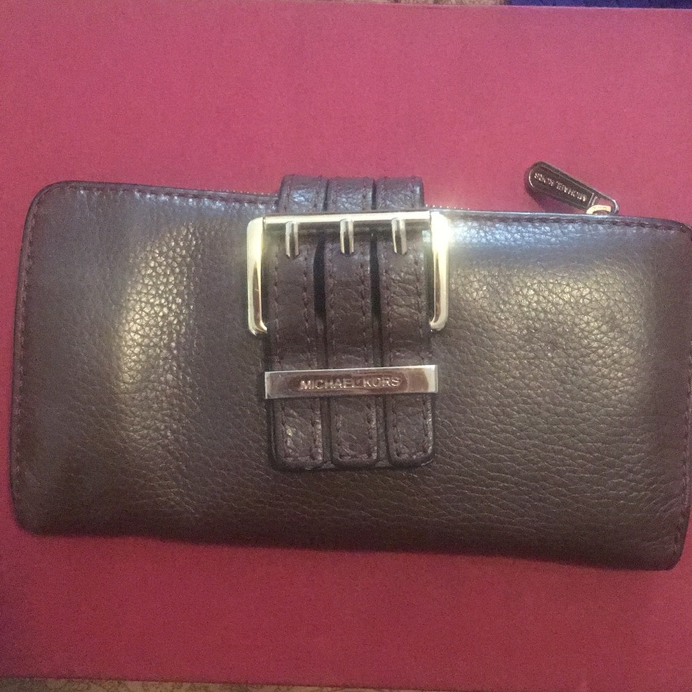 Michael Kors wallet